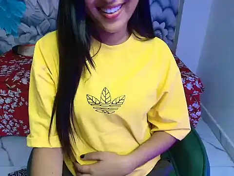 Hot-kavya 웹캠 쇼