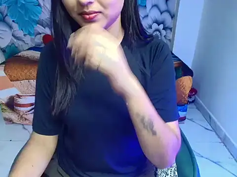 Hot-kavya: вебкам-шоу