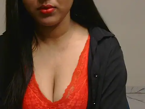 Show de Hot-kavya na webcam