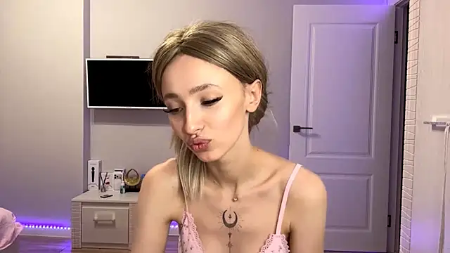 ClonedAge – webcam-show