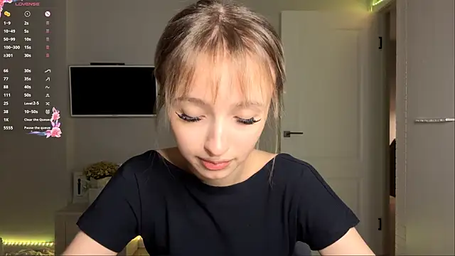 ClonedAge Pertunjukan Webcam