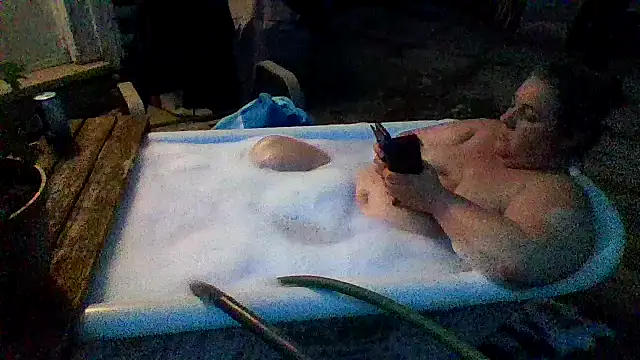 smalltowntrouble's Webcam Show