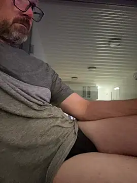 Chatroom XXX en direct de ledenjak
