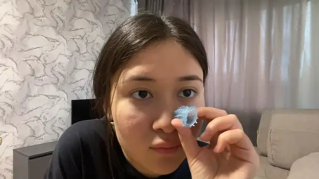 YourMiIa – Live XXX-chat