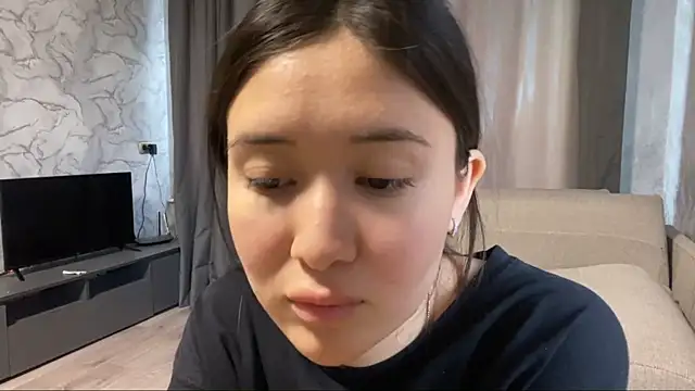 YourMiIa Chat XXX in diretta