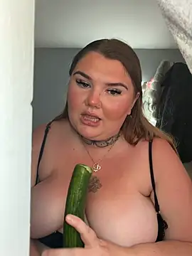 BeeMay22's Live XXX Chat