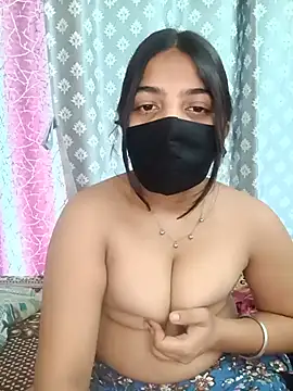Show modela blacky_bby na web-kameri
