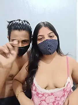 blacky_bby Show in webcam