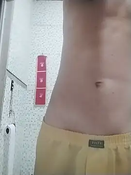 man__clear Show in webcam