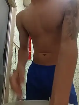 Show modela man__clear na web-kameri