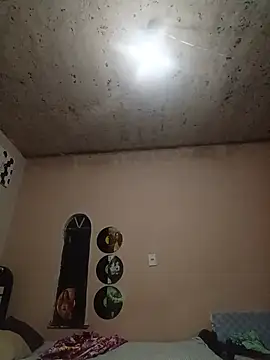 man__clear Show in webcam