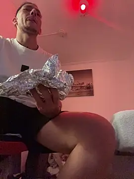 TitanNoir Pertunjukan Webcam
