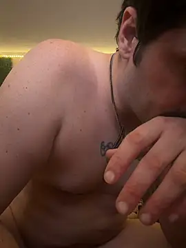PoundedCajunGuy93 Show in webcam