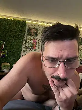 PoundedCajunGuy93's Webcam Show
