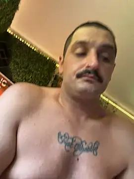 Pokazy przed kamerką – PoundedCajunGuy93