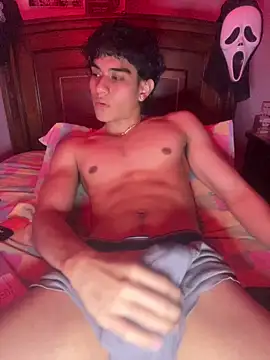 IronLatino live XXX chat