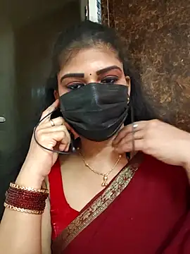 soundharya_tamil Chat XXX in diretta