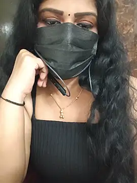 Pertunjukan Kamera Web soundharya_tamil