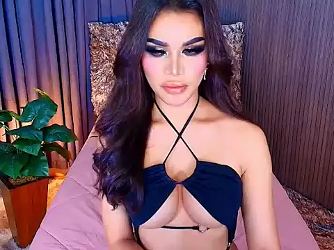 nikkieviolante's Webcam Show