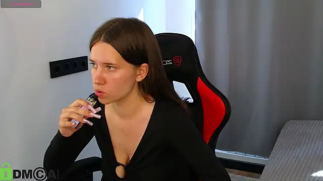 Molly_Miavkan Live XXX chat