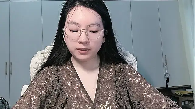 Czat XXX na żywo – Eeya-36