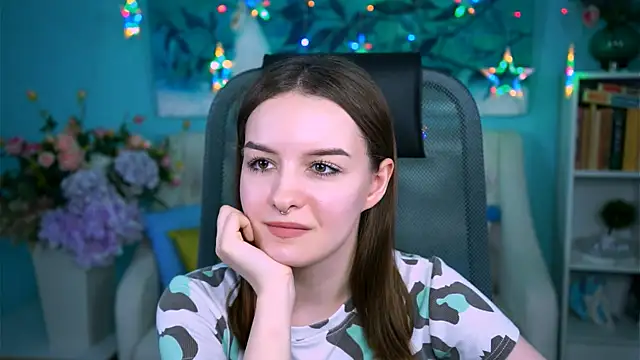 Chat +18 de KellieBanshe ao vivo