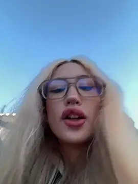 DarkAng3IX Show in webcam