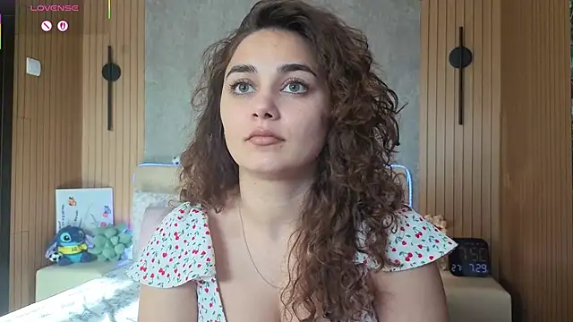 KatarinaHeaven's Live XXX Chat