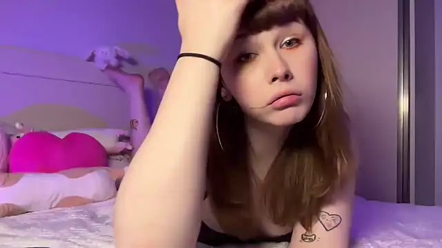 AlexaGudz Pertunjukan Webcam