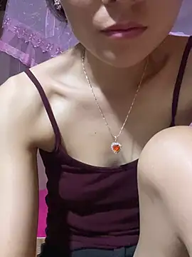 Mimi_pussyn Webbikameraesitys