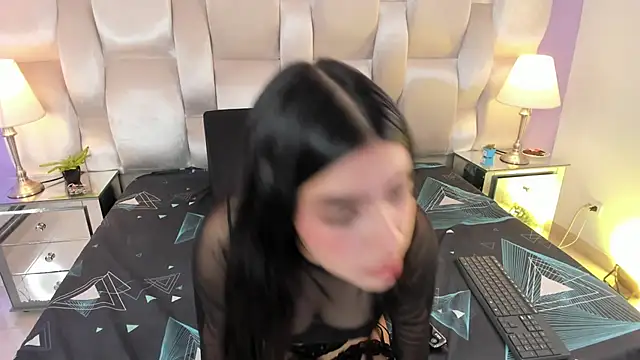 Онлайн чат XXX Emma_Houston_