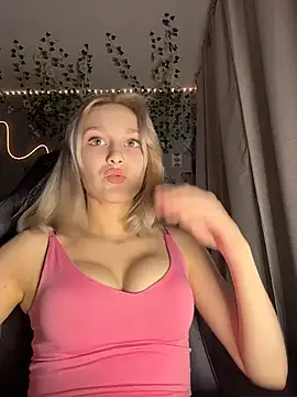 yer_gara Adlı Modelin Canlı XXX Sohbeti