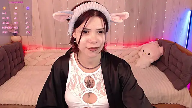 Webkamerová show llittle-peachh