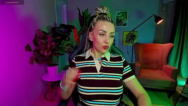 MonicaRiley Live XXX-chat