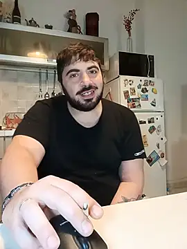 bear_skinny webcam show