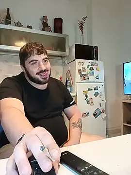 bear_skinny Show in webcam