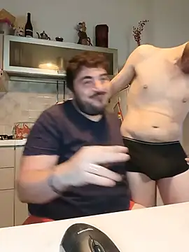 bear_skinny Pertunjukan Webcam