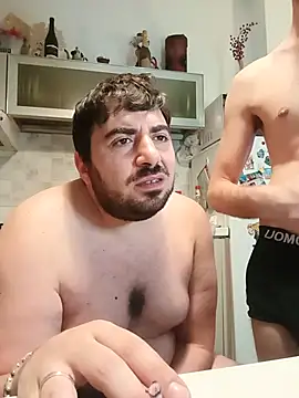 bear_skinny Adlı Modelin Web Kamerası Şovu