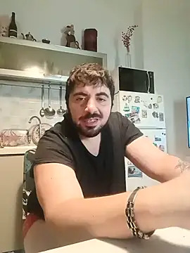 bear_skinny Adlı Modelin Web Kamerası Şovu