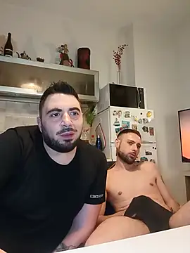 bear_skinny Adlı Modelin Web Kamerası Şovu