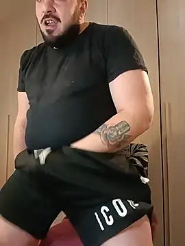bear_skinny Pertunjukan Webcam
