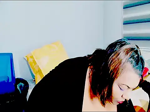 Chat +18 de Sassy_Tassy ao vivo