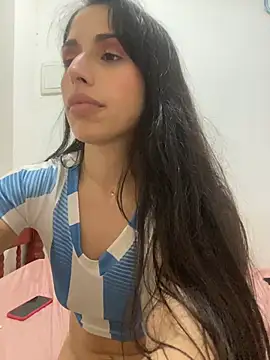 Chat +18 de sweetwanda ao vivo