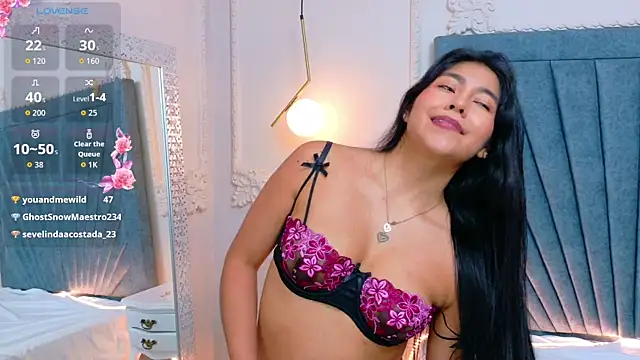 Leandra-Johnson's Live Chat Room