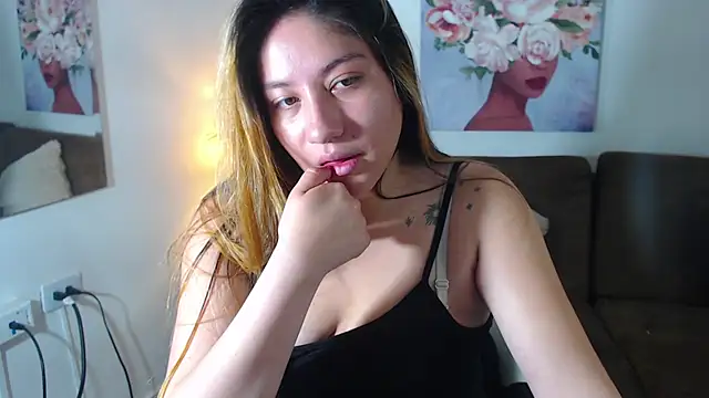 samanthachop Chat XXX live