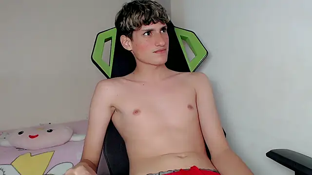 Pablito_junior Show in webcam