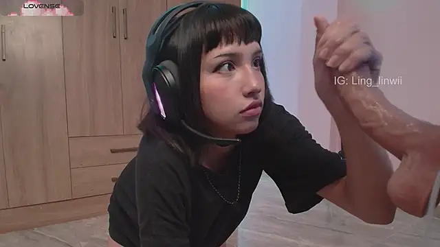 ling_meow Chat XXX in diretta