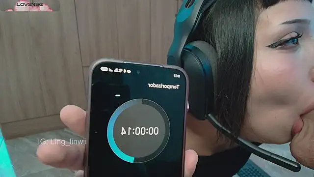 Chat +18 de ling_meow ao vivo