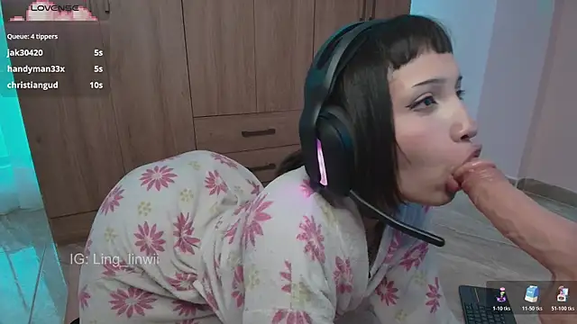 ling_meow's Live XXX Chat