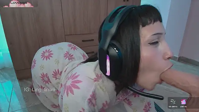 Czat XXX na żywo – ling_meow